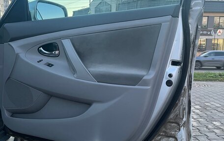 Toyota Camry, 2010 год, 1 290 000 рублей, 19 фотография