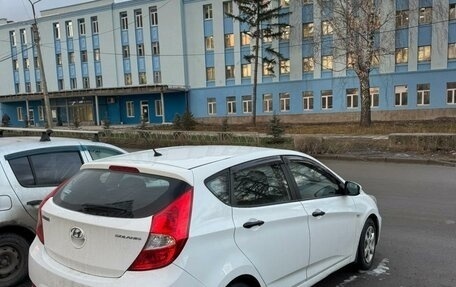 Hyundai Solaris II рестайлинг, 2014 год, 750 000 рублей, 5 фотография