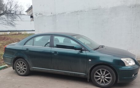 Toyota Avensis III рестайлинг, 2004 год, 585 000 рублей, 3 фотография