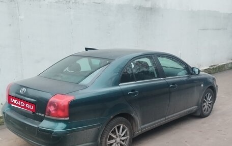 Toyota Avensis III рестайлинг, 2004 год, 585 000 рублей, 2 фотография