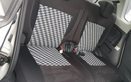 Suzuki Solio II, 2013 год, 910 000 рублей, 15 фотография