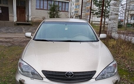 Toyota Camry V40, 2003 год, 710 000 рублей, 1 фотография
