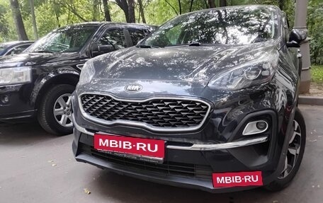 KIA Sportage IV рестайлинг, 2020 год, 2 000 000 рублей, 1 фотография