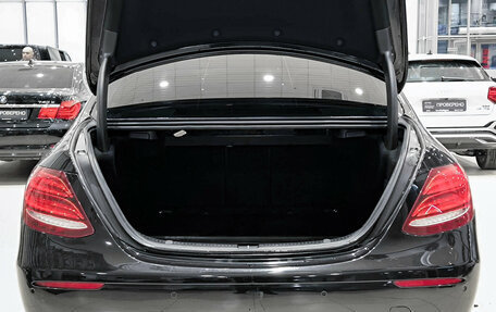 Mercedes-Benz E-Класс, 2017 год, 2 350 000 рублей, 14 фотография
