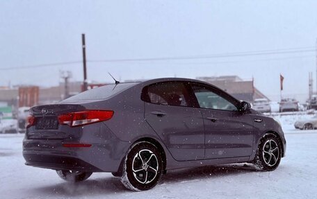 KIA Rio III рестайлинг, 2015 год, 1 000 000 рублей, 4 фотография