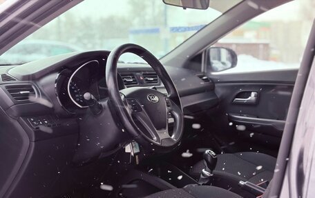 KIA Rio III рестайлинг, 2015 год, 1 000 000 рублей, 8 фотография