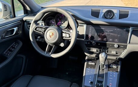 Porsche Macan I рестайлинг, 2025 год, 11 779 000 рублей, 2 фотография