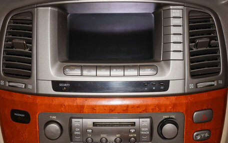 Toyota Land Cruiser 100 рестайлинг 2, 2002 год, 1 749 000 рублей, 13 фотография