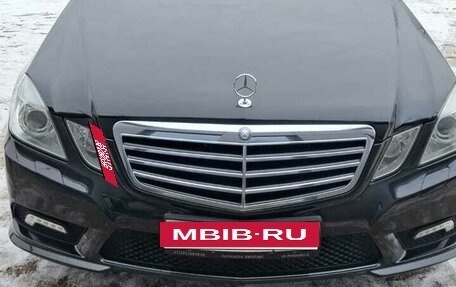 Mercedes-Benz E-Класс, 2011 год, 1 900 000 рублей, 3 фотография