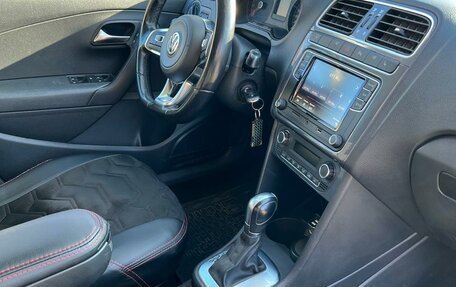 Volkswagen Polo VI (EU Market), 2018 год, 1 650 000 рублей, 17 фотография