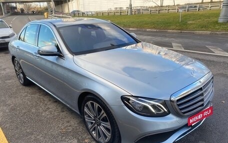 Mercedes-Benz E-Класс, 2017 год, 3 800 000 рублей, 7 фотография