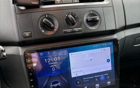 Skoda Fabia II, 2011 год, 630 000 рублей, 7 фотография