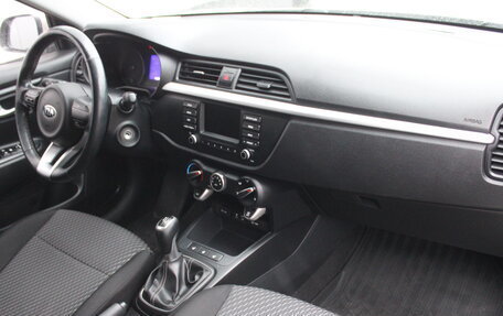 KIA Rio IV, 2018 год, 1 392 000 рублей, 11 фотография