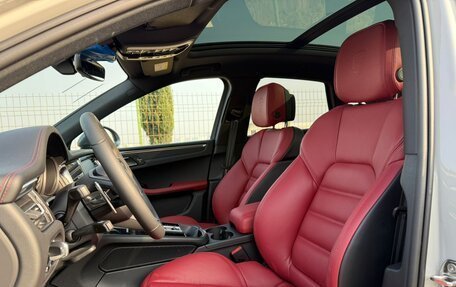 Porsche Macan I рестайлинг, 2025 год, 11 690 000 рублей, 2 фотография