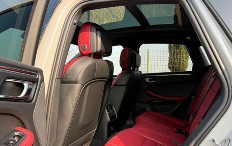 Porsche Macan I рестайлинг, 2025 год, 11 690 000 рублей, 22 фотография