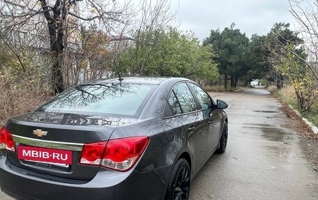 Chevrolet Cruze II, 2011 год, 820 000 рублей, 6 фотография