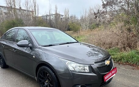Chevrolet Cruze II, 2011 год, 820 000 рублей, 8 фотография