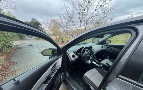 Chevrolet Cruze II, 2011 год, 820 000 рублей, 11 фотография