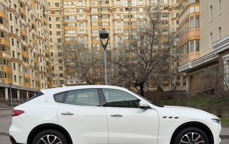Maserati Levante I, 2019 год, 8 500 000 рублей, 10 фотография