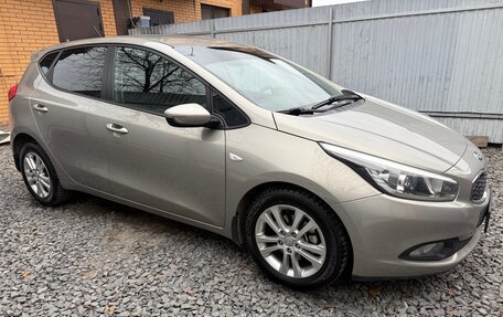 KIA cee'd III, 2013 год, 1 230 000 рублей, 2 фотография