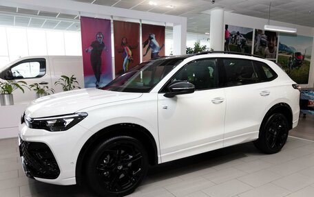 Volkswagen Tiguan, 2025 год, 5 490 000 рублей, 3 фотография