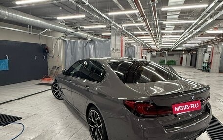 BMW 5 серия, 2021 год, 5 800 000 рублей, 4 фотография