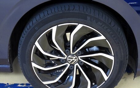 Volkswagen Golf VIII, 2022 год, 1 930 000 рублей, 19 фотография