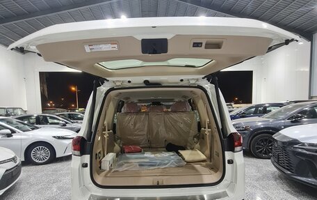 Toyota Land Cruiser, 2025 год, 14 990 000 рублей, 4 фотография