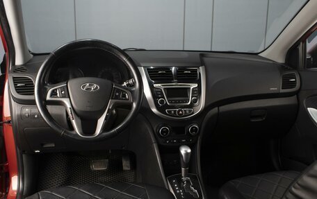 Hyundai Solaris II рестайлинг, 2015 год, 950 000 рублей, 6 фотография
