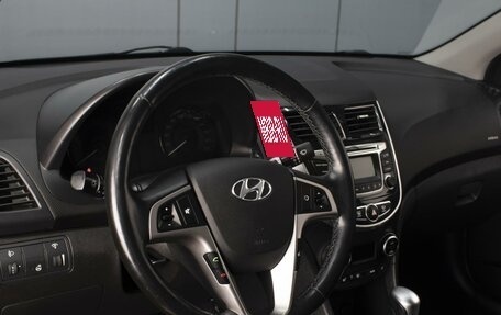 Hyundai Solaris II рестайлинг, 2015 год, 950 000 рублей, 12 фотография