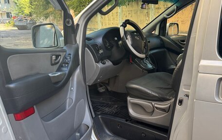 Hyundai Grand Starex Grand Starex I рестайлинг 2, 2009 год, 1 250 000 рублей, 10 фотография