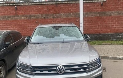 Volkswagen Tiguan II, 2019 год, 2 450 000 рублей, 1 фотография