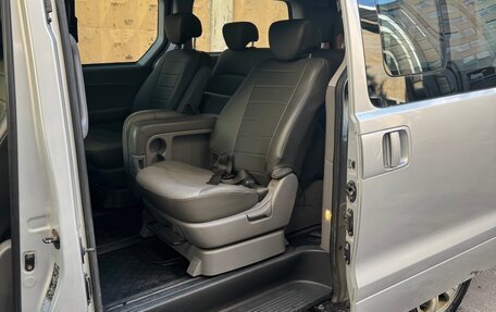 Hyundai Grand Starex Grand Starex I рестайлинг 2, 2009 год, 1 250 000 рублей, 11 фотография