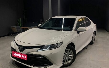 Toyota Camry, 2020 год, 2 560 000 рублей, 1 фотография