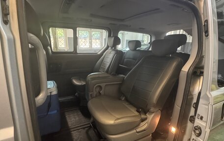 Hyundai Grand Starex Grand Starex I рестайлинг 2, 2009 год, 1 250 000 рублей, 36 фотография