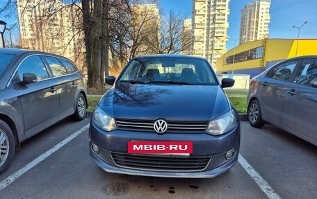 Volkswagen Polo VI (EU Market), 2011 год, 405 000 рублей, 2 фотография