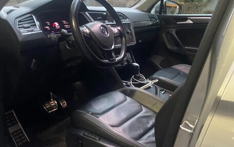 Volkswagen Tiguan II, 2019 год, 2 450 000 рублей, 5 фотография