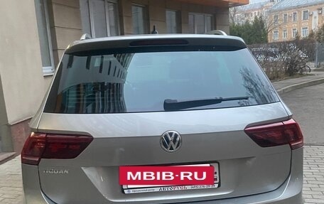 Volkswagen Tiguan II, 2019 год, 2 450 000 рублей, 4 фотография