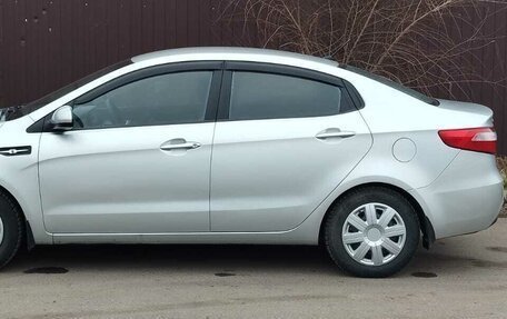KIA Rio III рестайлинг, 2013 год, 700 000 рублей, 2 фотография