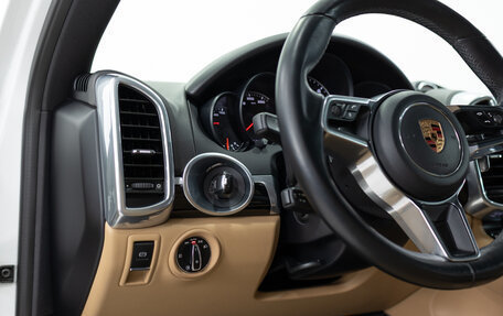 Porsche Cayenne III, 2016 год, 3 990 000 рублей, 11 фотография