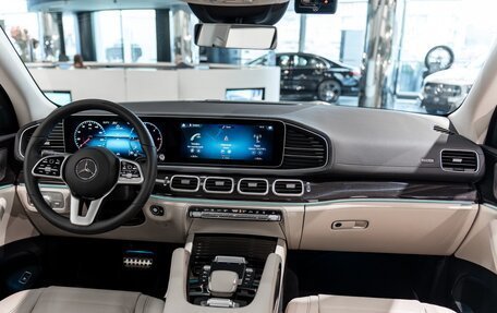 Mercedes-Benz GLS, 2024 год, 16 200 000 рублей, 20 фотография