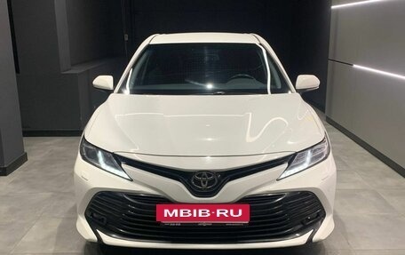 Toyota Camry, 2020 год, 2 560 000 рублей, 4 фотография