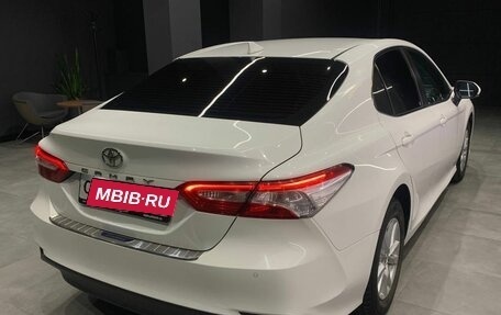 Toyota Camry, 2020 год, 2 560 000 рублей, 8 фотография