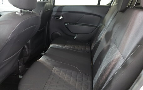 Renault Sandero II рестайлинг, 2016 год, 719 000 рублей, 13 фотография