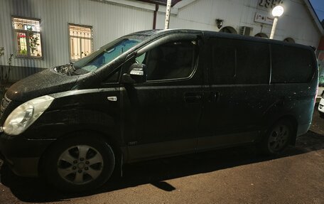 Hyundai Grand Starex Grand Starex I рестайлинг 2, 2008 год, 980 000 рублей, 3 фотография