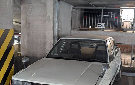 Toyota Carina, 1988 год, 760 000 рублей, 2 фотография