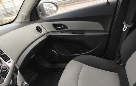 Chevrolet Cruze II, 2012 год, 300 000 рублей, 10 фотография