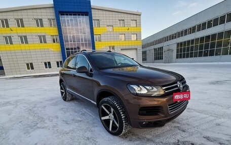 Volkswagen Touareg III, 2011 год, 2 490 000 рублей, 17 фотография