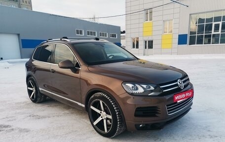 Volkswagen Touareg III, 2011 год, 2 490 000 рублей, 26 фотография