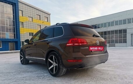 Volkswagen Touareg III, 2011 год, 2 490 000 рублей, 29 фотография
